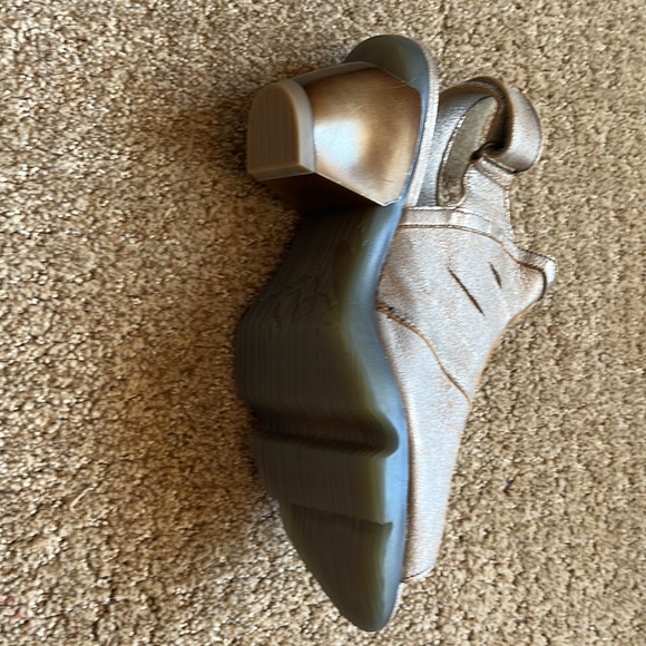 Fly London Golden Sandals - Picture 2 of 2